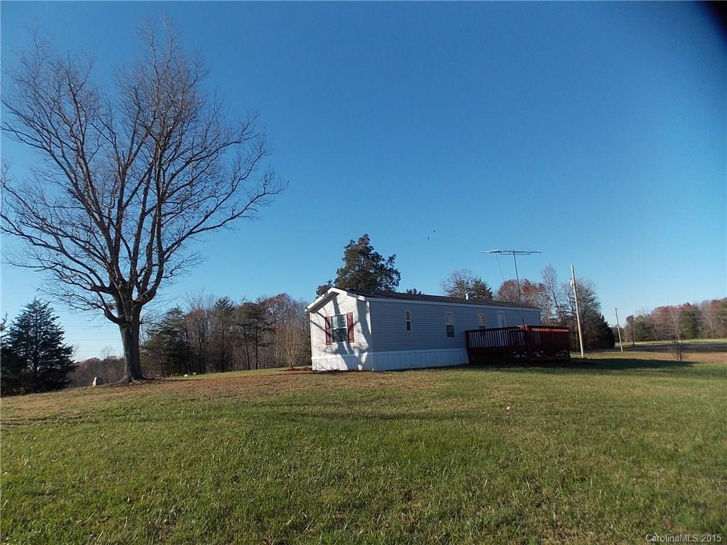 686 Abbeydale Road Harmony, NC 28634 - Photo 5 of 14 Gallery Image 5