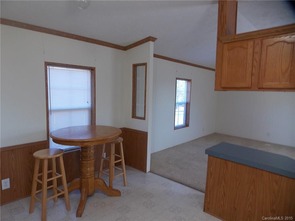 686 Abbeydale Road Harmony, NC 28634 - Photo 10 of 14 Gallery Image 10