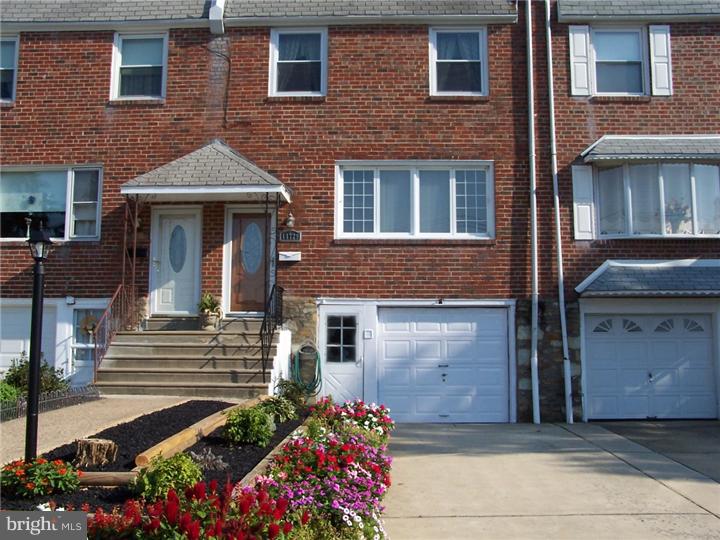 11729 Brandon Road Philadelphia, PA 19154 - Photo 2 of 15 Exterior Front