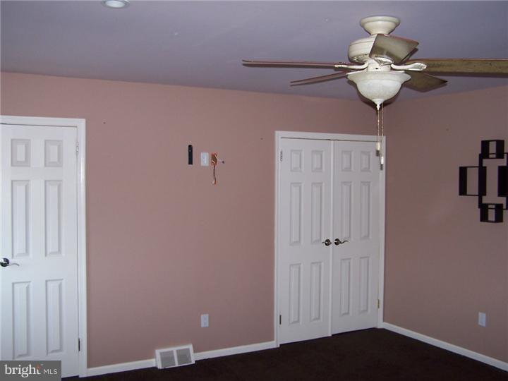 11729 Brandon Road Philadelphia, PA 19154 - Photo 9 of 15 Bedroom
