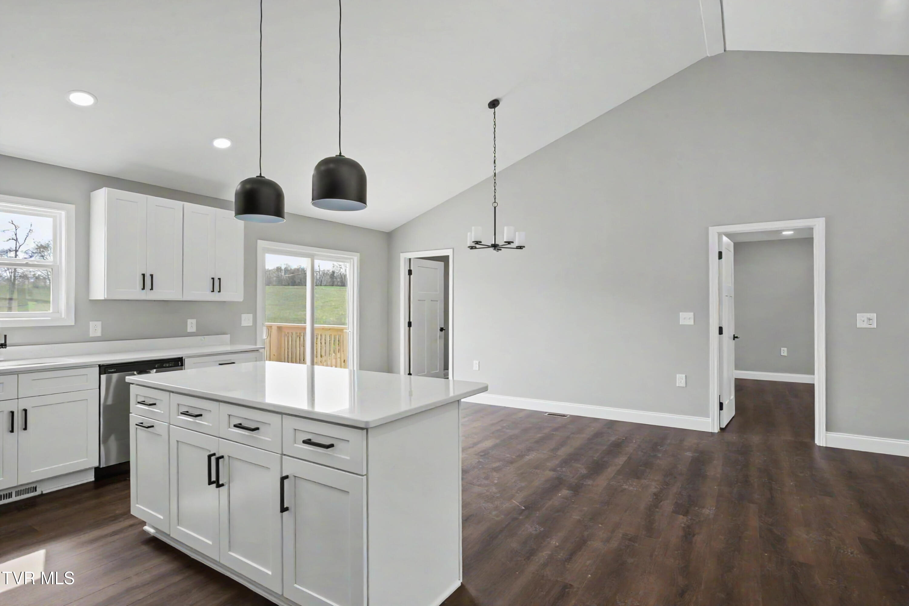 420 Barren Valley Road Chuckey, TN 37641 - Photo 14 of 39 tempImageUMBRny