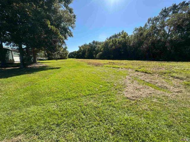$1,000,000 | 6929 Highway 1, Addis, LA 70710