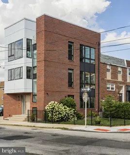 $1,299,000 | 527 Brown Street, Philadelphia, PA 19123