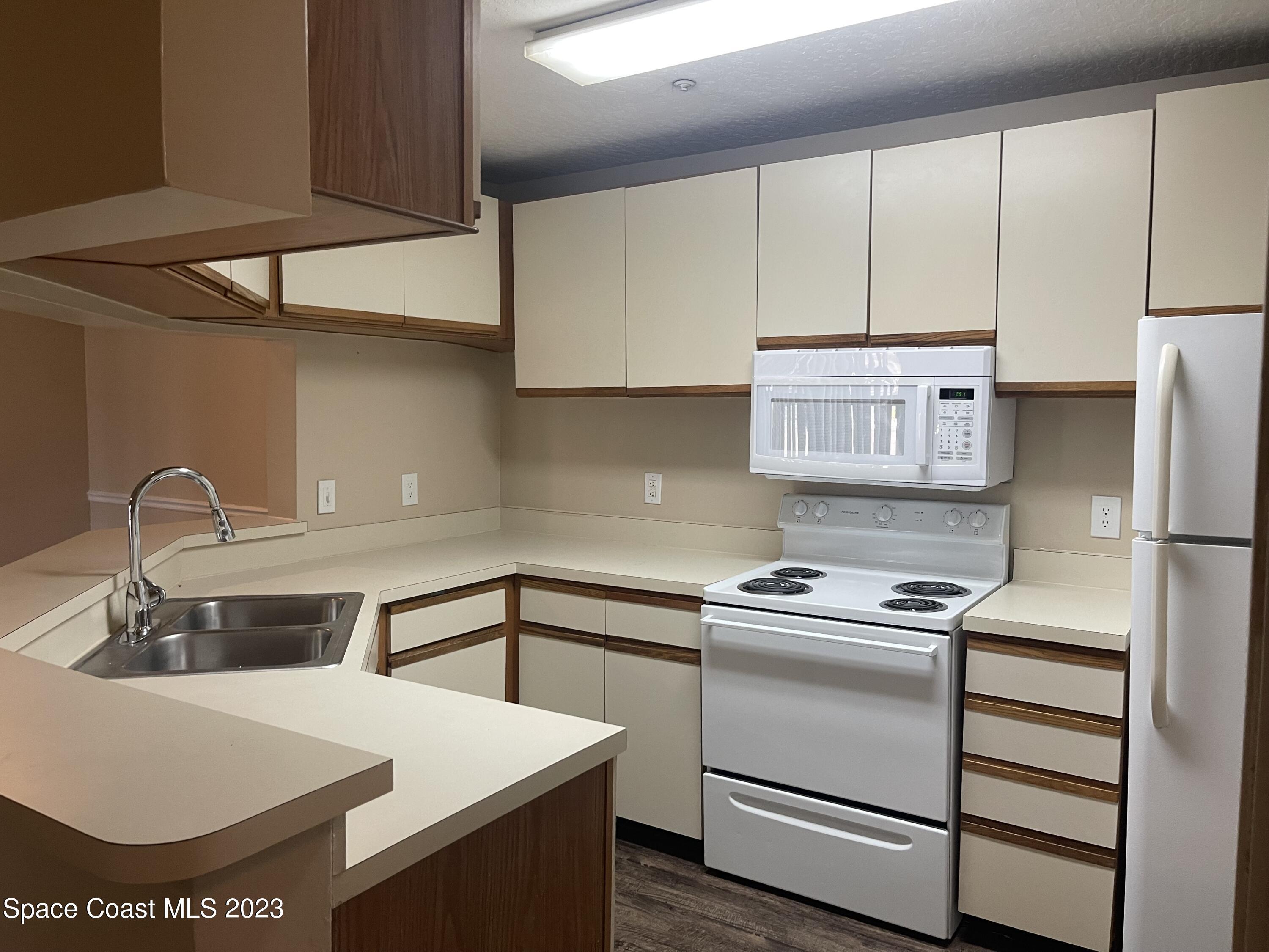 7667 North Wickham Road, Unit 316 Melbourne, FL 32940 - Photo 12 of 24 IMG_1733