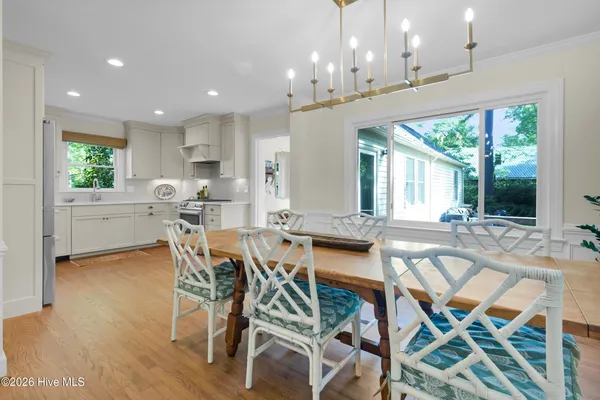 $625,000 | 3536 Canterbury Road, Trent Woods, NC 28562