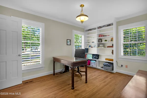 $625,000 | 3536 Canterbury Road, Trent Woods, NC 28562