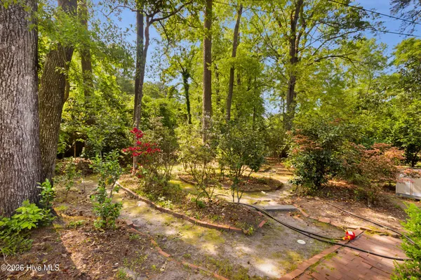 $625,000 | 3536 Canterbury Road, Trent Woods, NC 28562