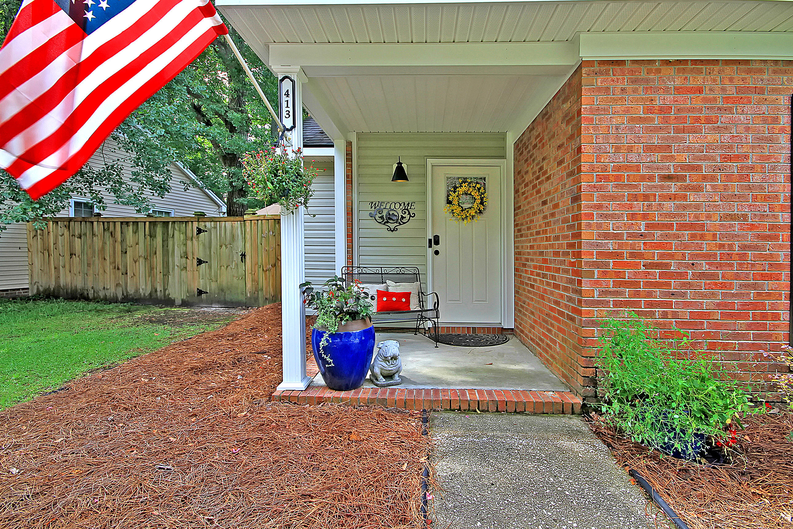 413 Hamlet Road Summerville, SC 29485 - Photo 3 of 43 IMG_0331 copy