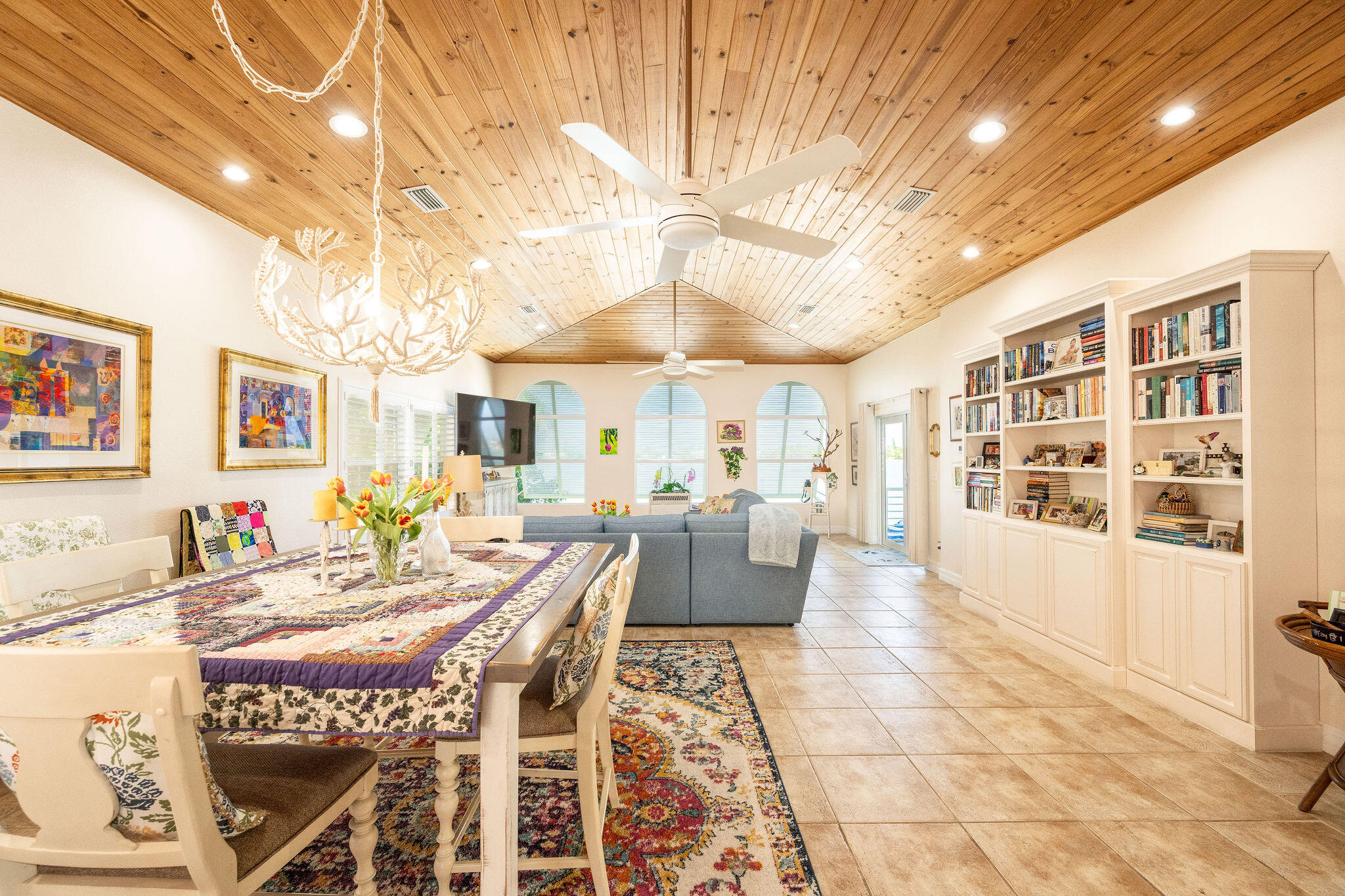 16805 Tamarind Road Sugarloaf, FL 33042 - Photo 21 of 75 Living