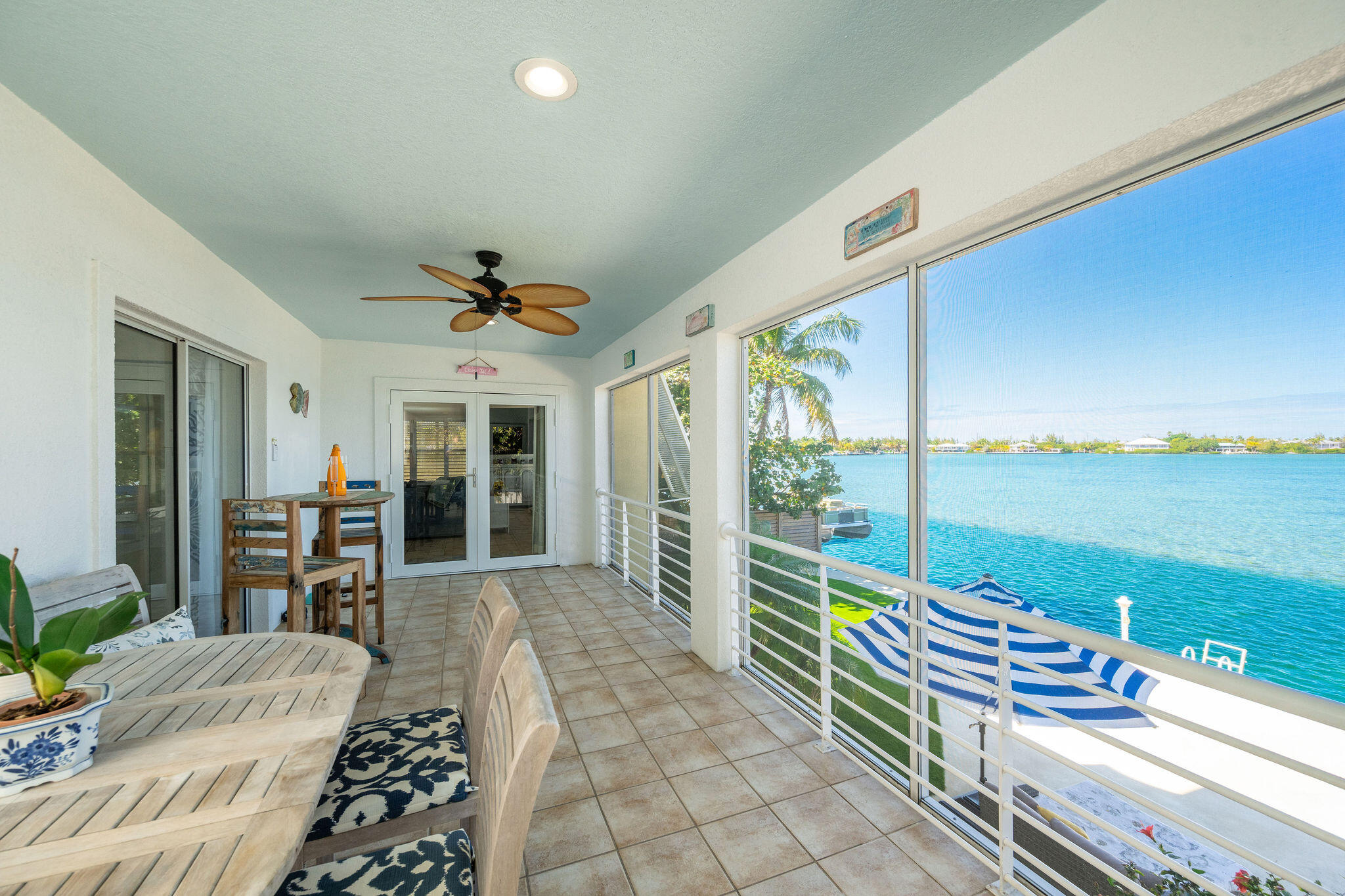16805 Tamarind Road Sugarloaf, FL 33042 - Photo 38 of 75 Screened porch