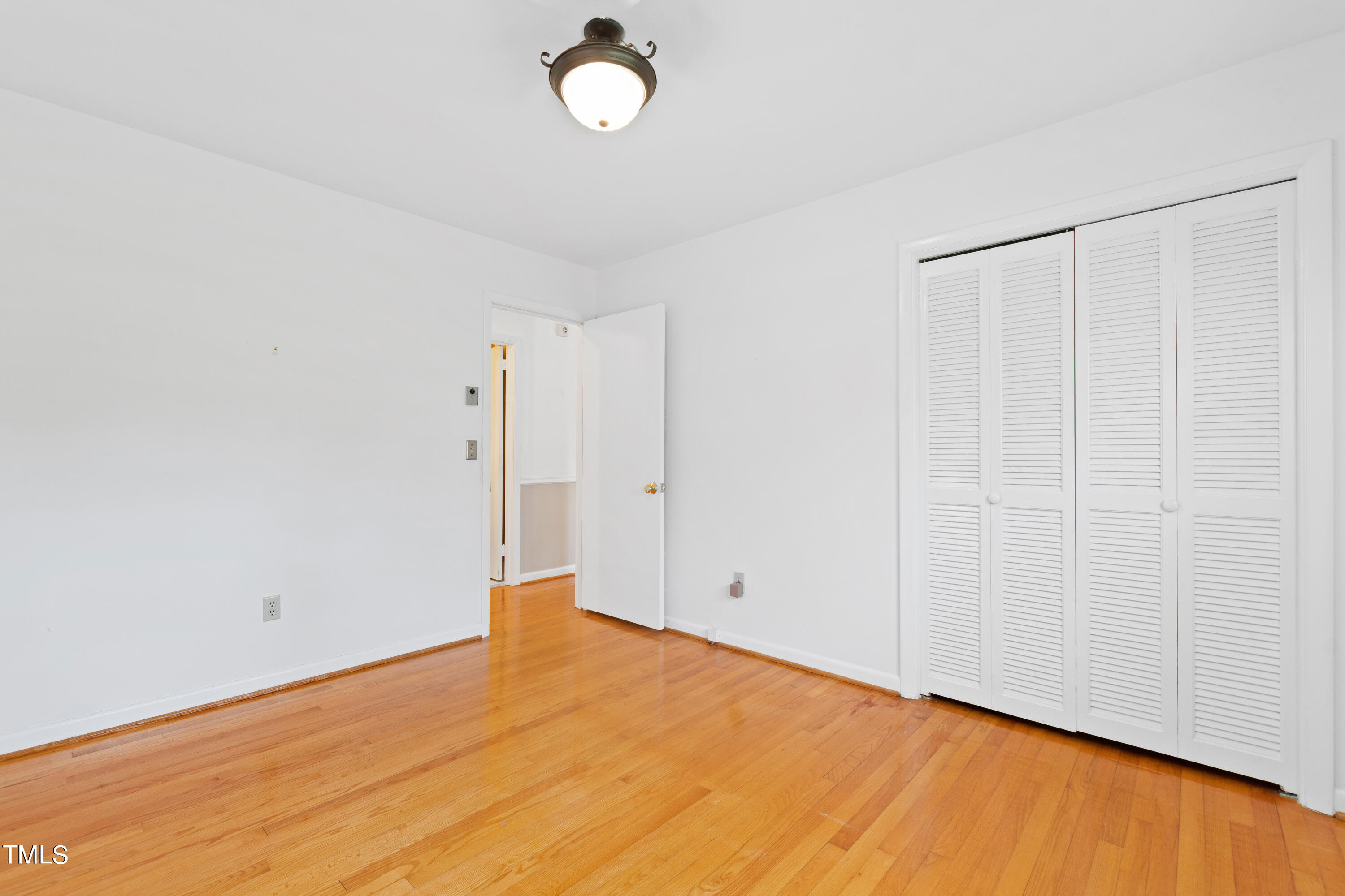 3329 Rolling Hill Road Durham, NC 27705 - Photo 27 of 41 024