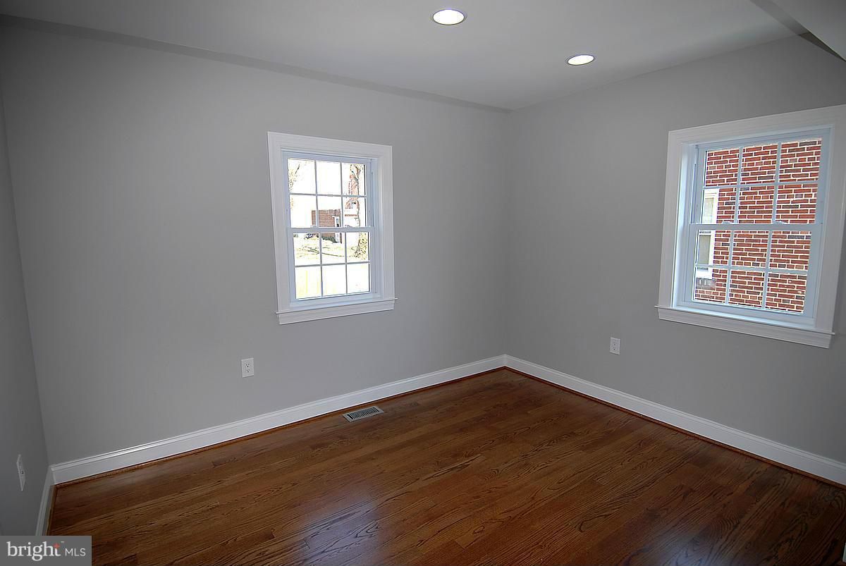 429 Rittenhouse Street Northwest Washington, DC 20011 - Photo 18 of 28 2nd Bedroom