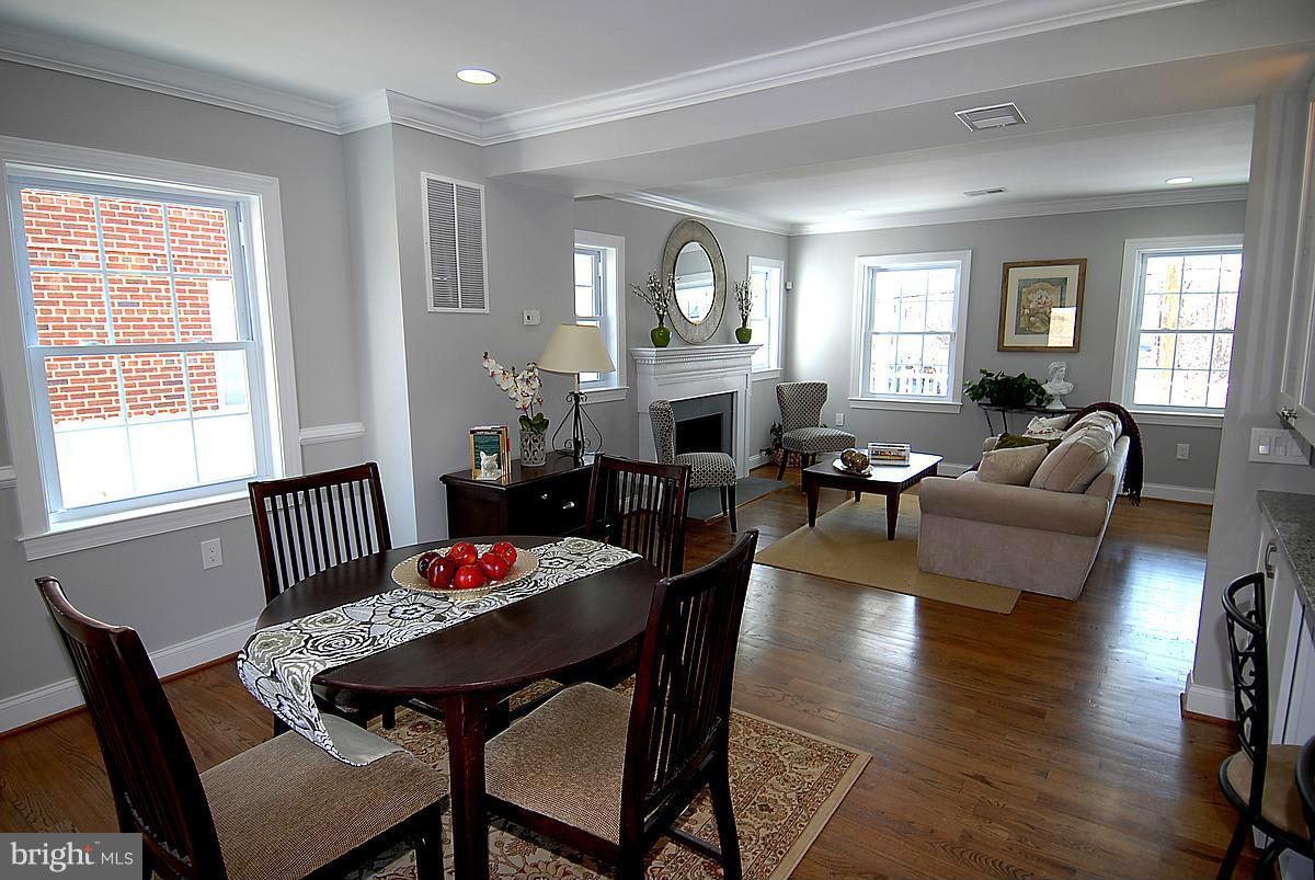 429 Rittenhouse Street Northwest Washington, DC 20011 - Photo 8 of 28 Dining Room-Living Room
