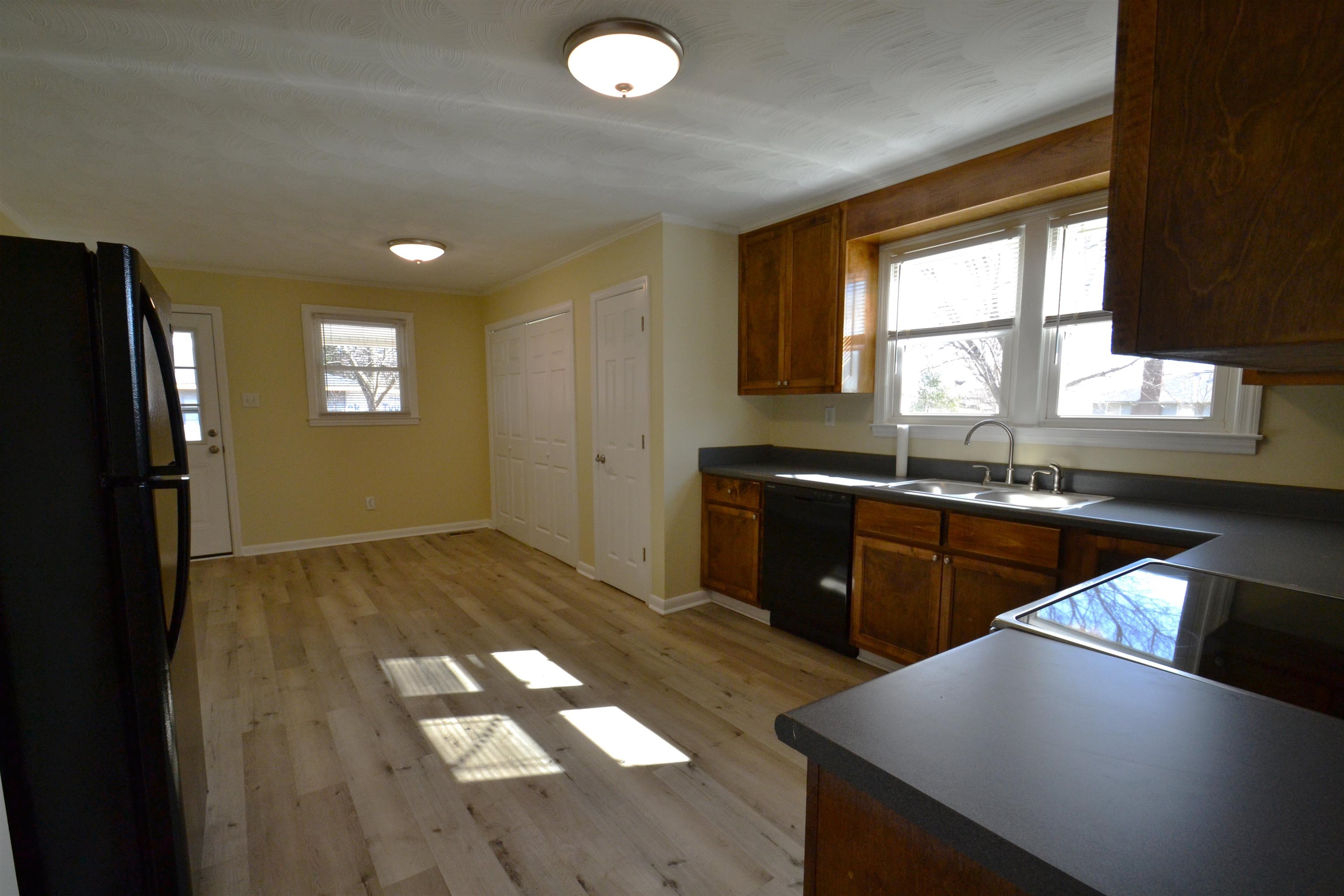 116 Swain Avenue Boiling Springs, SC 29316 - Photo 5 of 14 Gallery Image 5