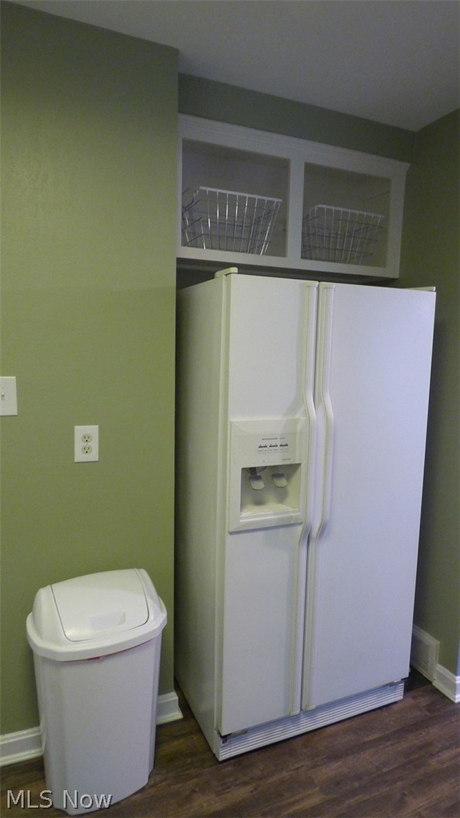 1100 South Green Road Cleveland, OH 44121 - Photo 10 of 23 Gallery Image 10