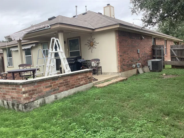 $329,999 | 608 McCarthur Drive, Leander, TX 78641