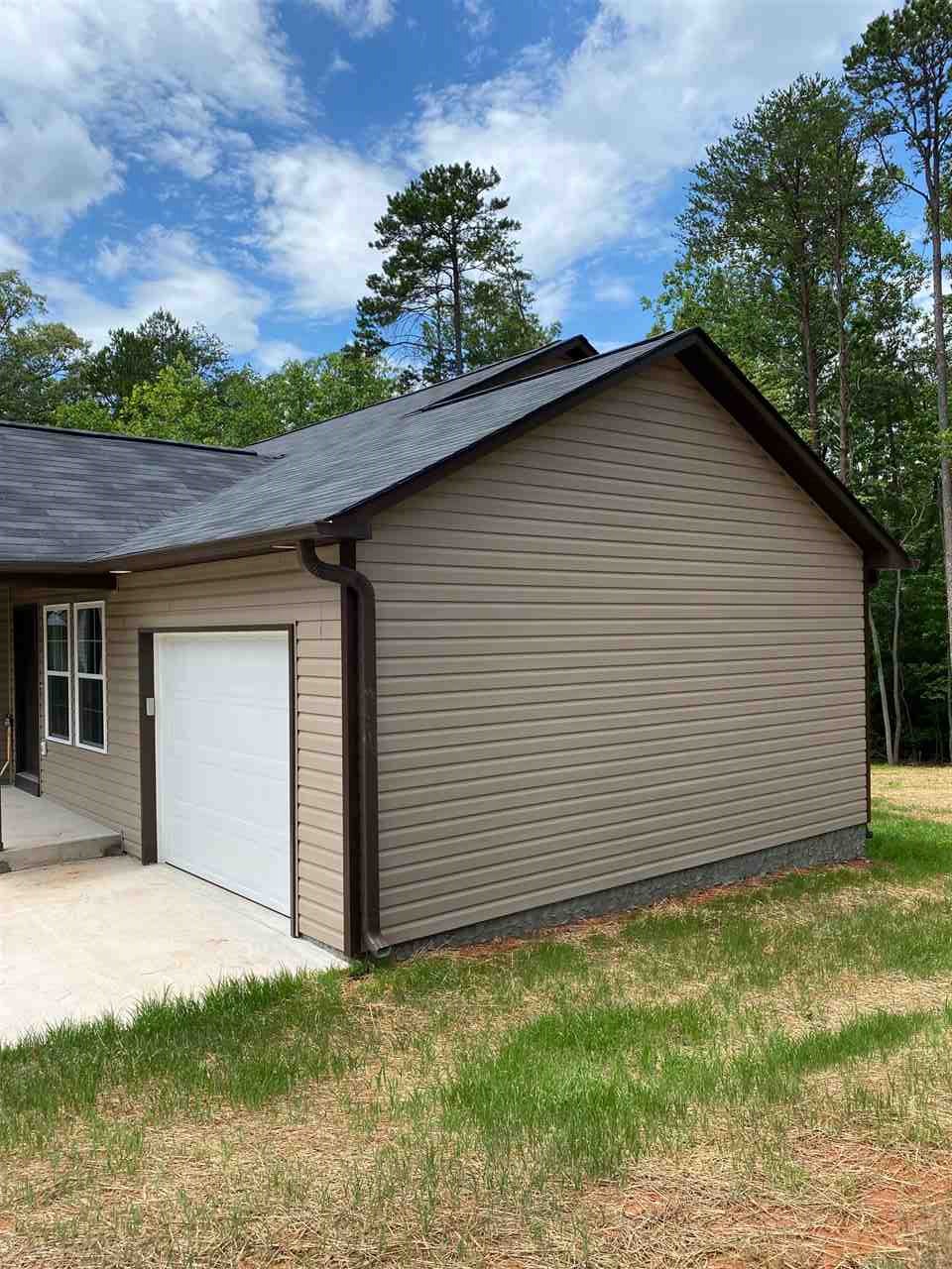 450 Foliage Court Inman, SC 29349 - Photo 8 of 23 Gallery Image 8