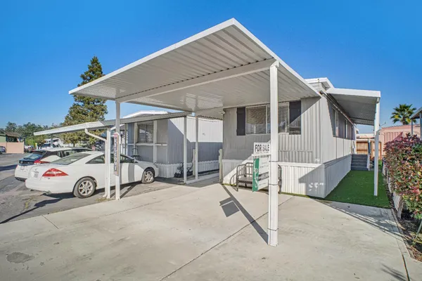 $59,500 | 1724 Minnewawa Avenue, Unit 95, Clovis, CA 93612