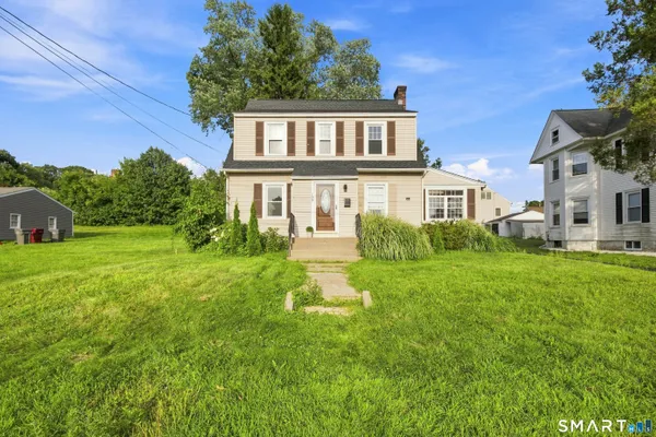 $2,900 | 109 Johnson Street, Naugatuck, CT 06770