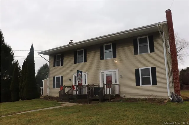 $1,700 | 227 Wall Street, Hebron, CT 06248