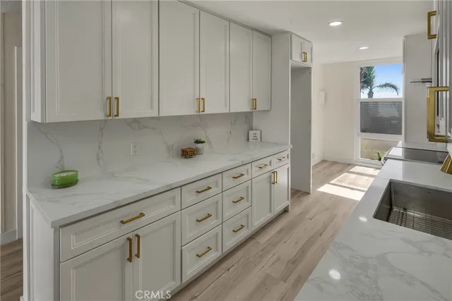 $1,065,000 | 4001 Warner Avenue, Huntington Beach, CA 92649