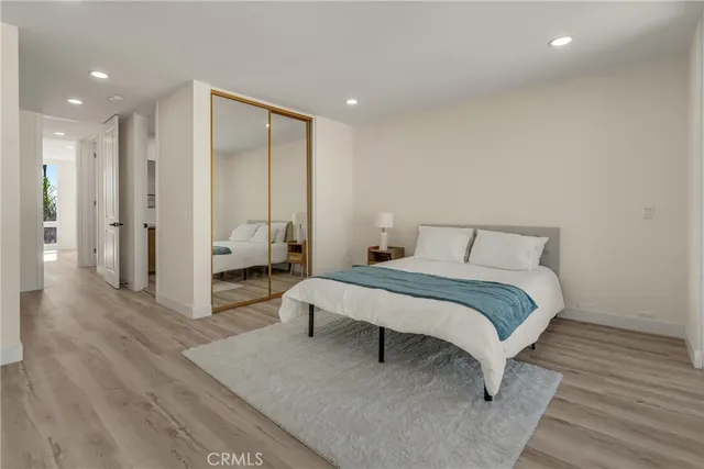 $1,065,000 | 4001 Warner Avenue, Huntington Beach, CA 92649