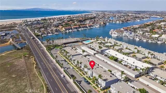 $1,065,000 | 4001 Warner Avenue, Huntington Beach, CA 92649