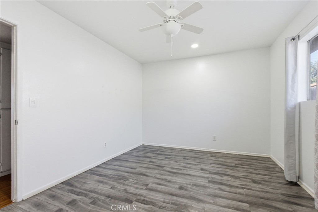 6638 Park Rialto, CA 92376 - Photo 11 of 36