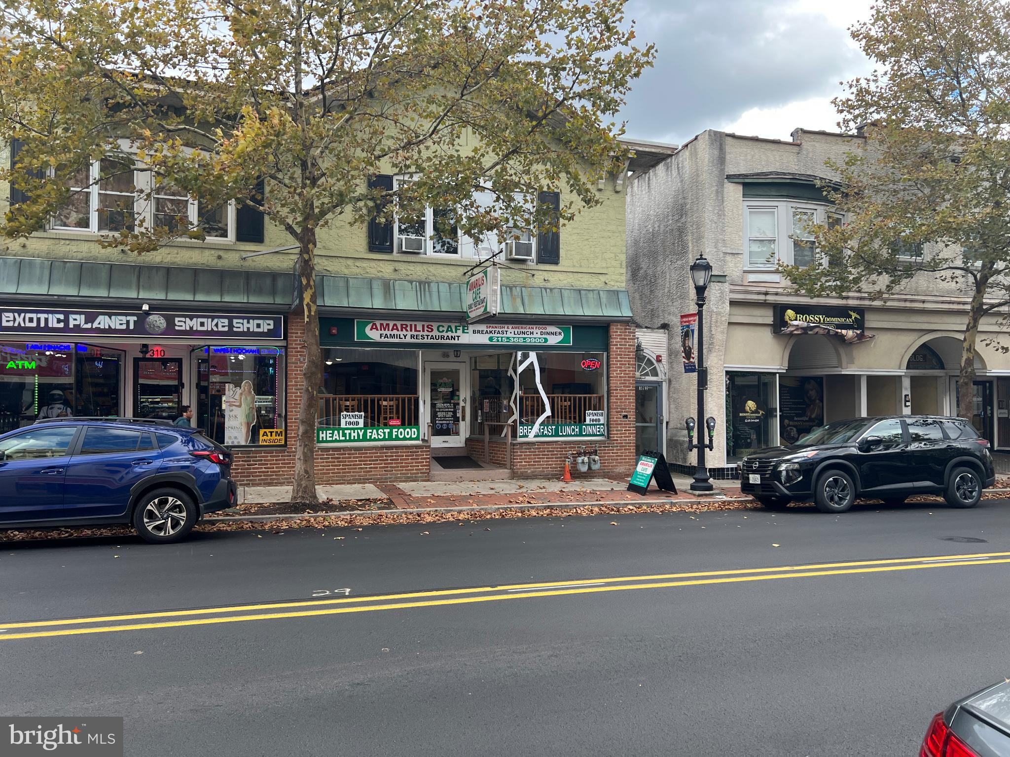 a car parked in front of a building