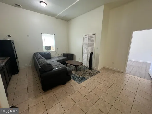 $1,200 | 310 West Main Street, Unit 3, Lansdale, PA 19446