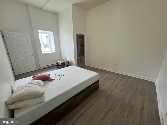 $1,200 | 310 West Main Street, Unit 3, Lansdale, PA 19446