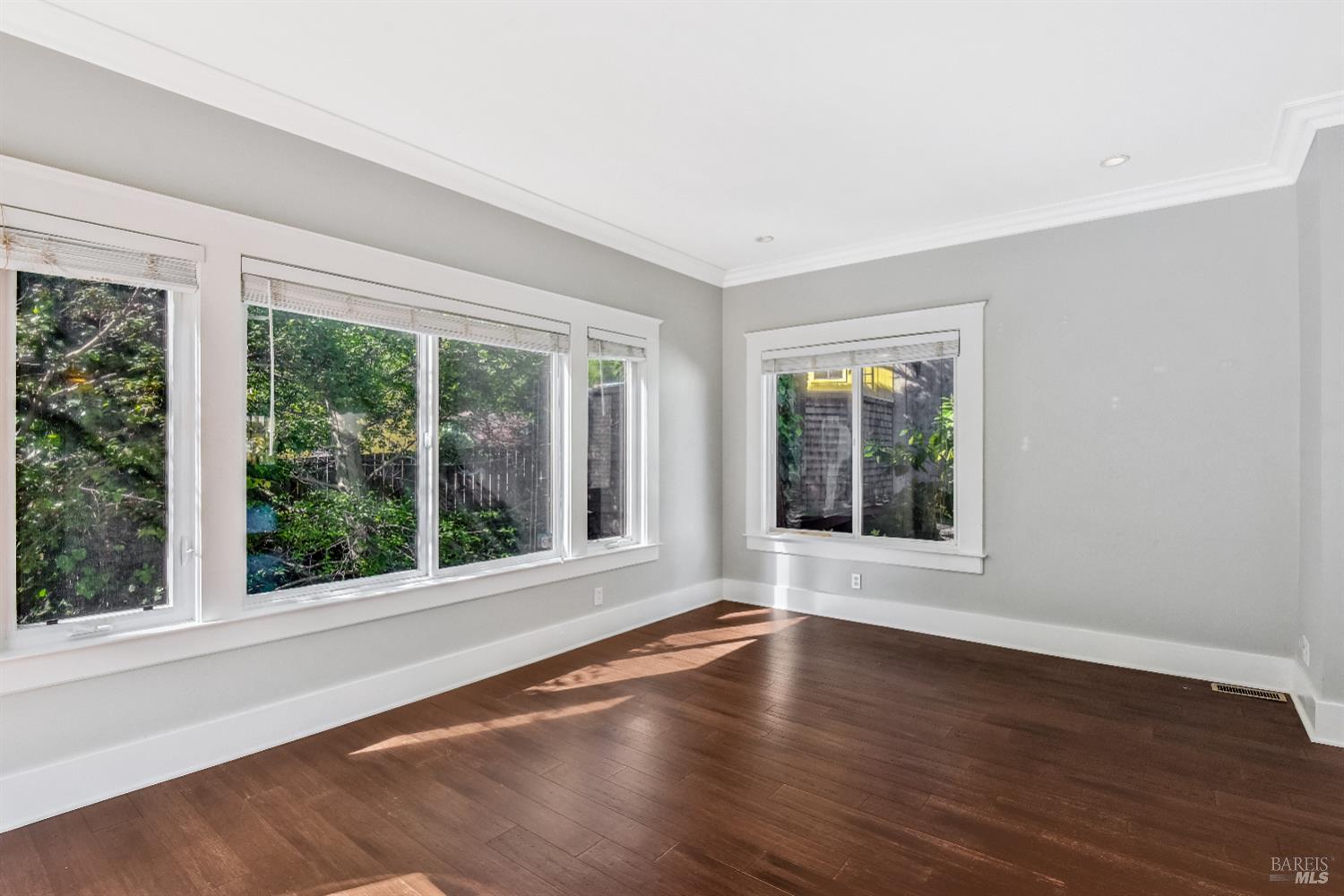 39 Latham Street San Rafael, CA 94901 - Photo 15 of 38