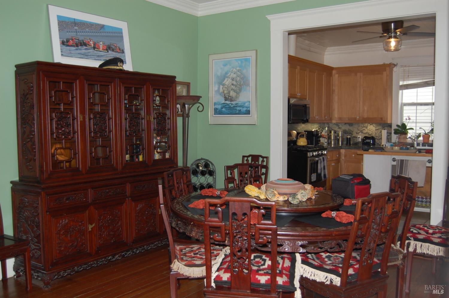 39 Latham Street San Rafael, CA 94901 - Photo 4 of 12