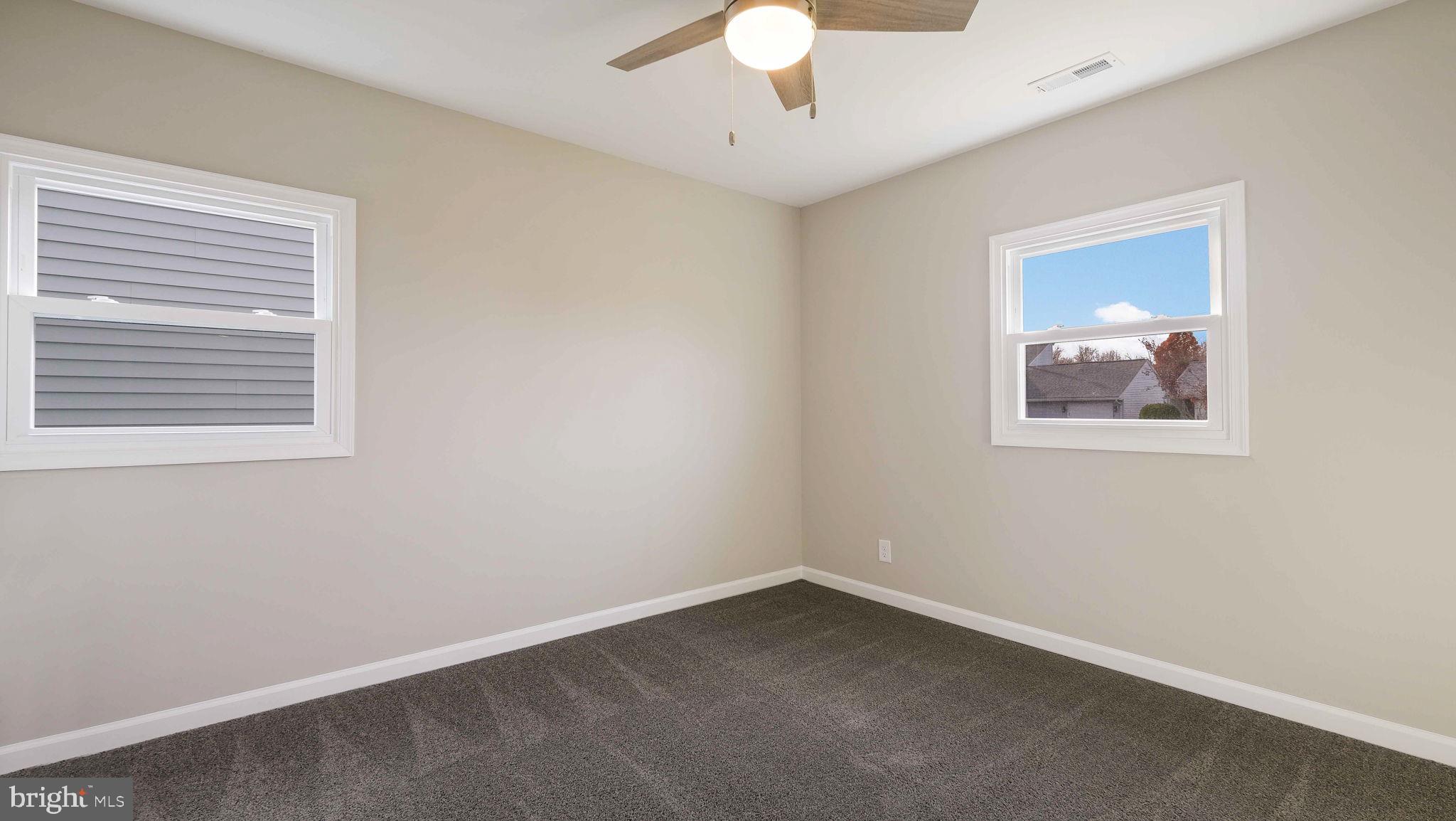 284 Cardiff Road Fairless Hills, PA 19030 - Photo 18 of 27 Gallery Image 18