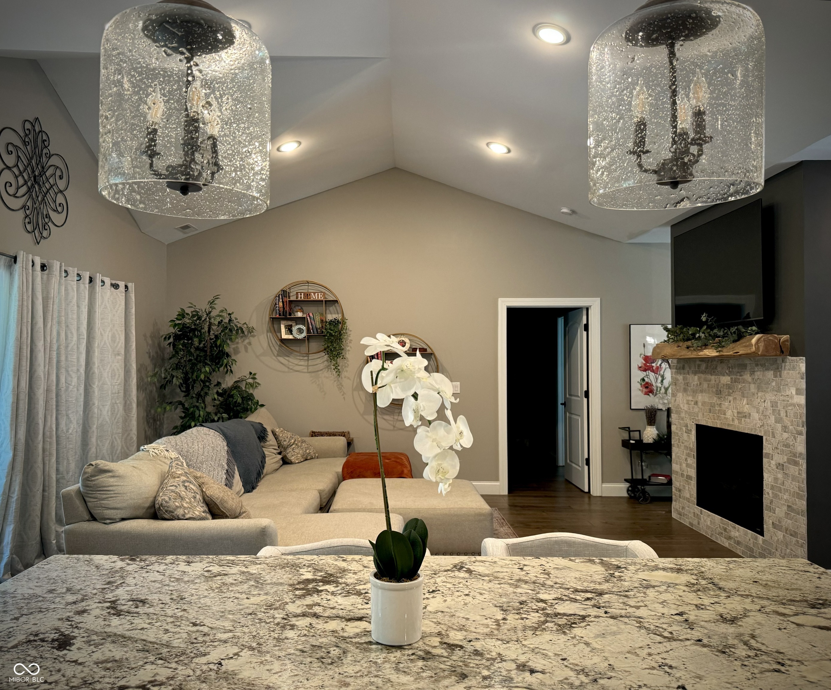 810 South Buckingham Road Yorktown, IN 47396 - Photo 6 of 19 Gallery Image 6