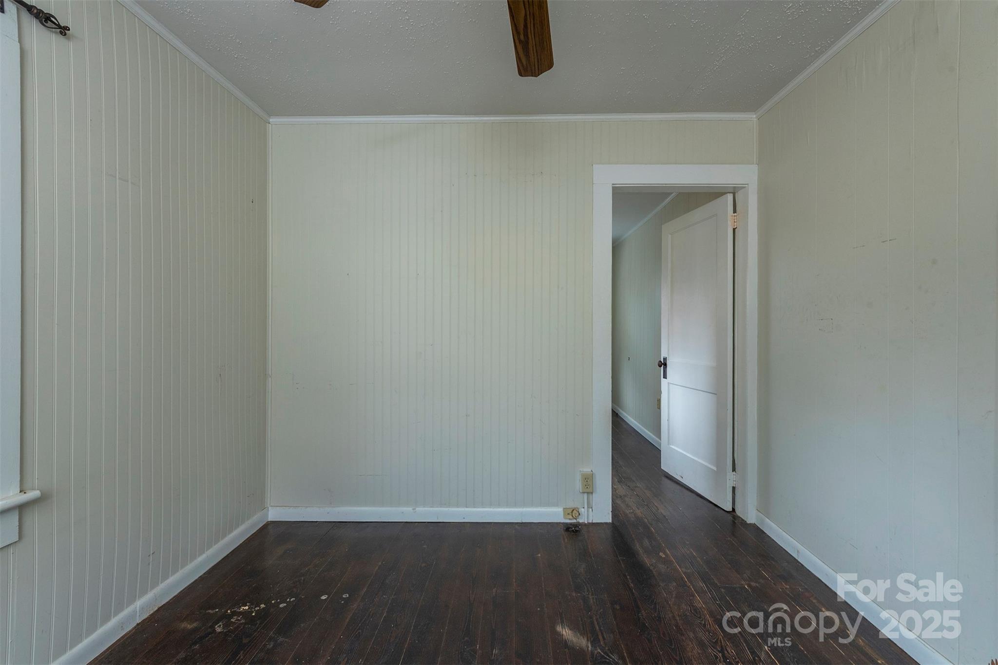 657 Old Fort Road Fairview, NC 28730 - Photo 13 of 30 a view of small space with wooden floor