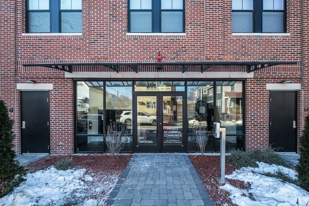 16 Laurel Street, Unit 202 Everett, MA 02149 - Photo 23 of 27