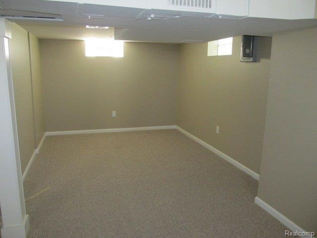 2090 Princeton Road Berkley, MI 48072 - Photo 16 of 19 IMG_9432.JPG