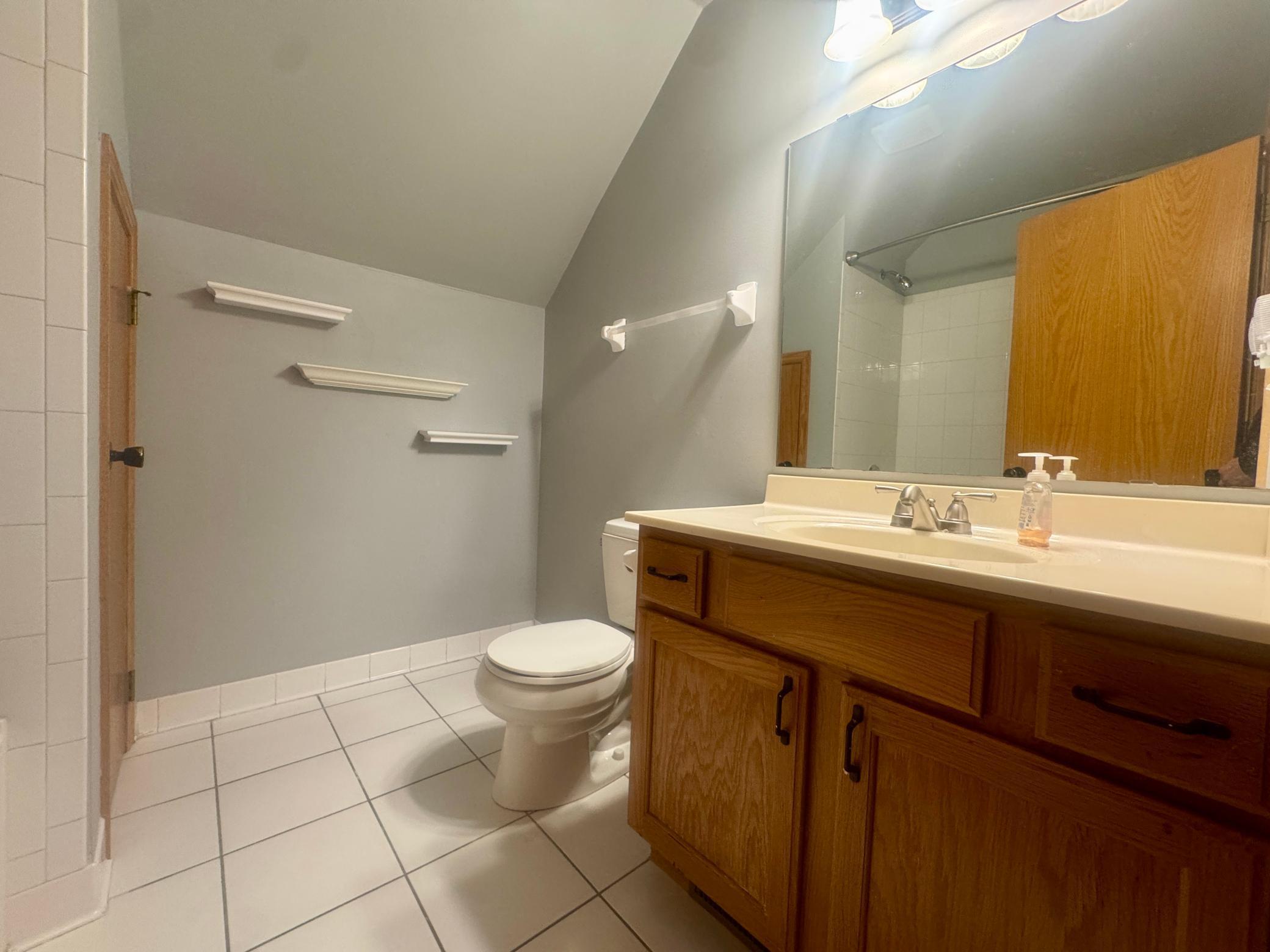 5239 North 6th Street Minneapolis, MN 55430 - Photo 13 of 26