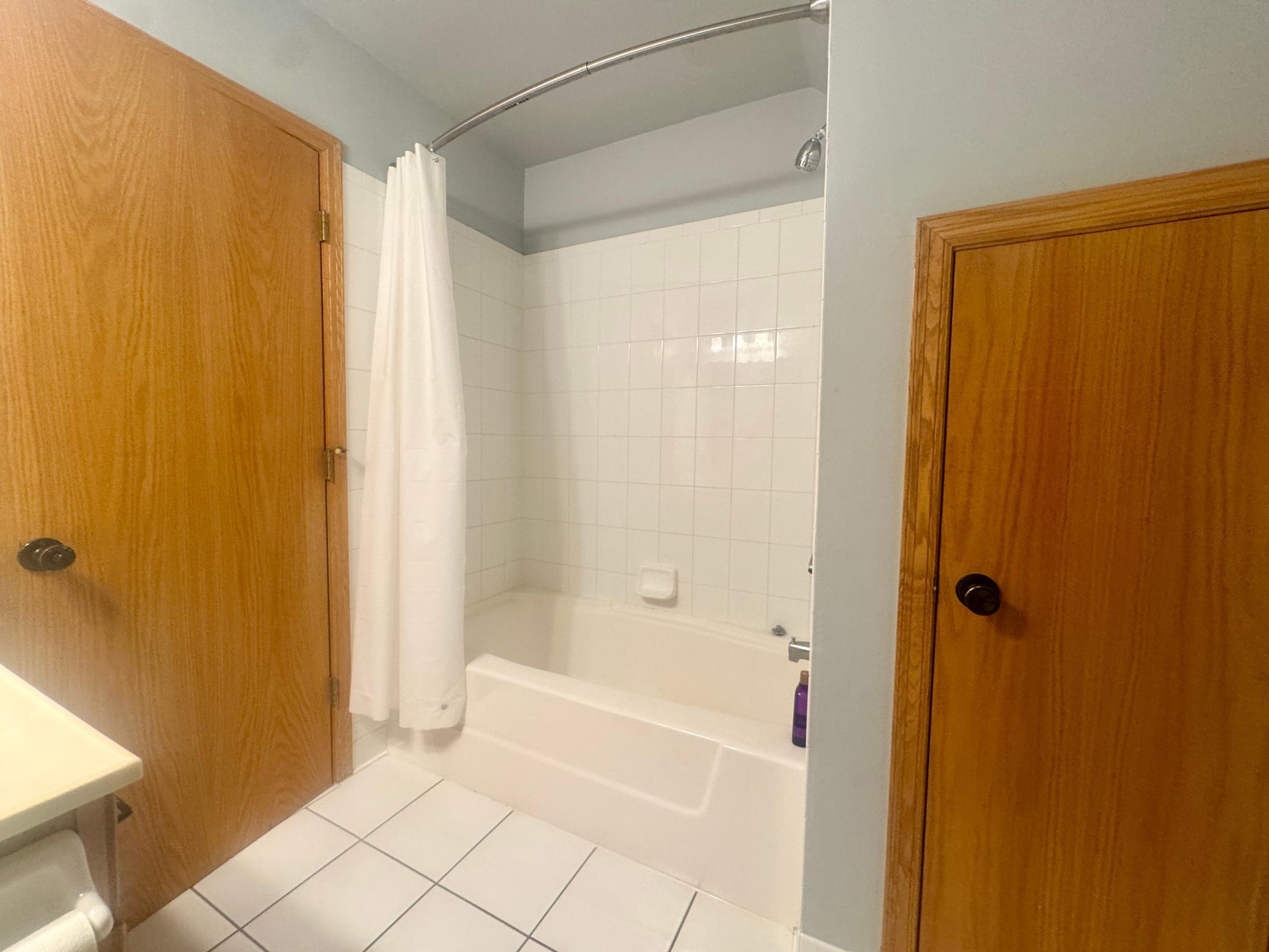 5239 North 6th Street Minneapolis, MN 55430 - Photo 17 of 26