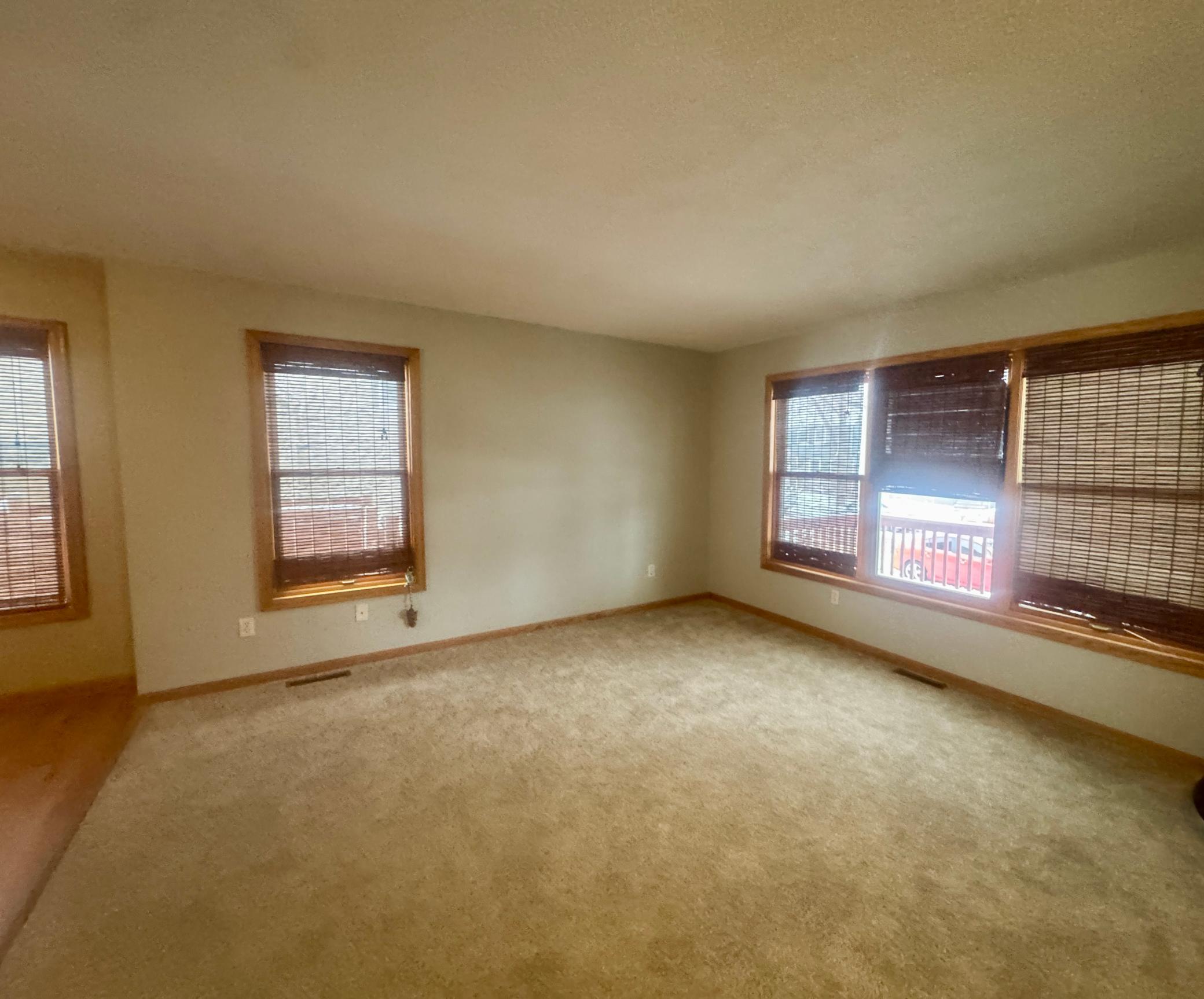 5239 North 6th Street Minneapolis, MN 55430 - Photo 23 of 26