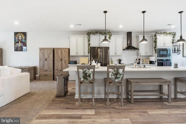 $460,000 | 10414 John Glenn Street, Lanham, MD 20706