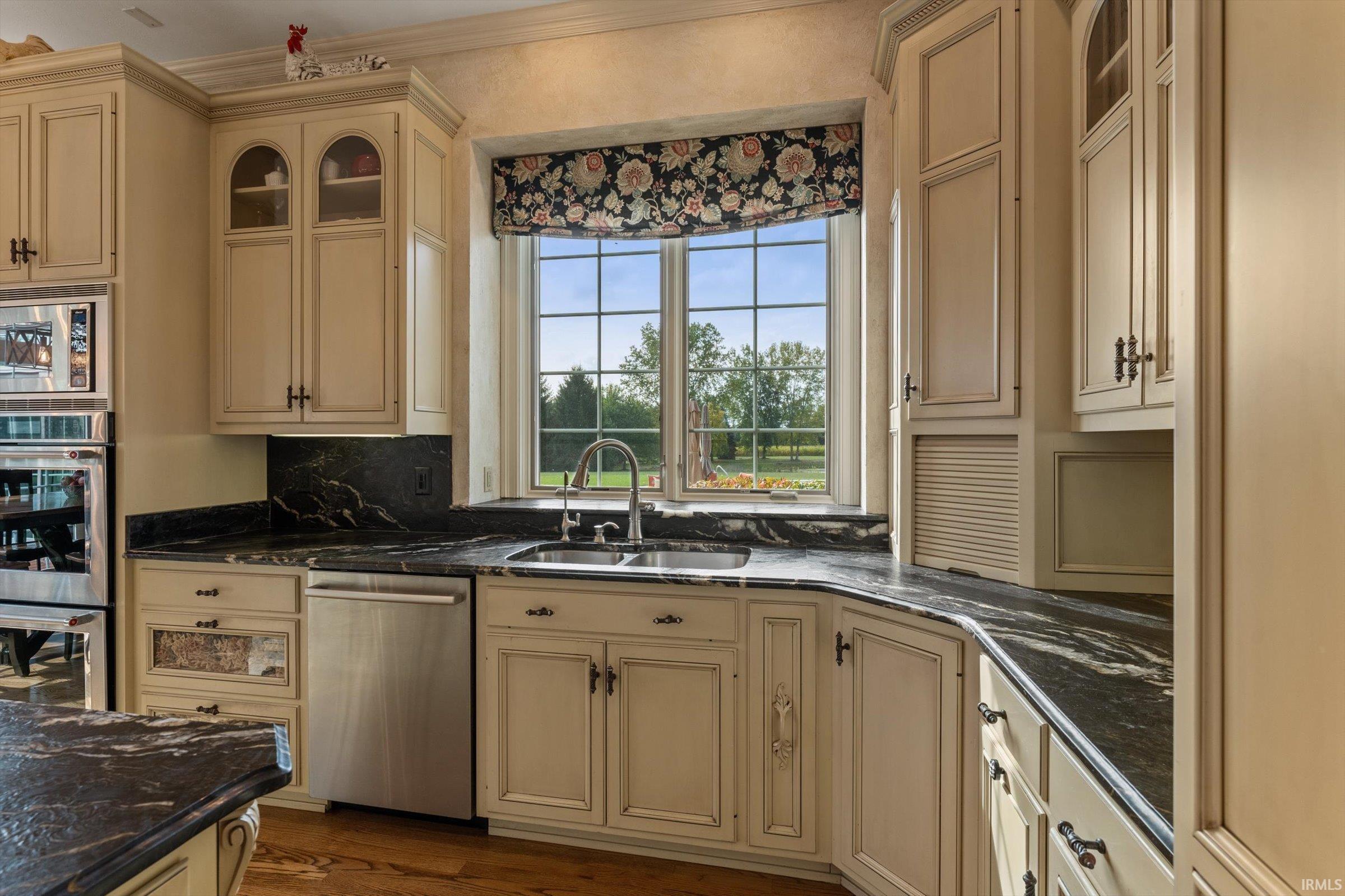 68555 Oak Road Lakeville, IN 46536 - Photo 20 of 36