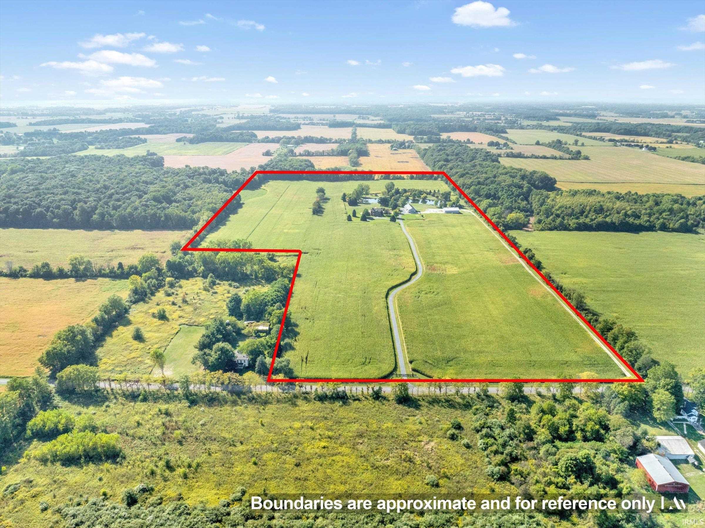 68555 Oak Road Lakeville, IN 46536 - Photo 2 of 36