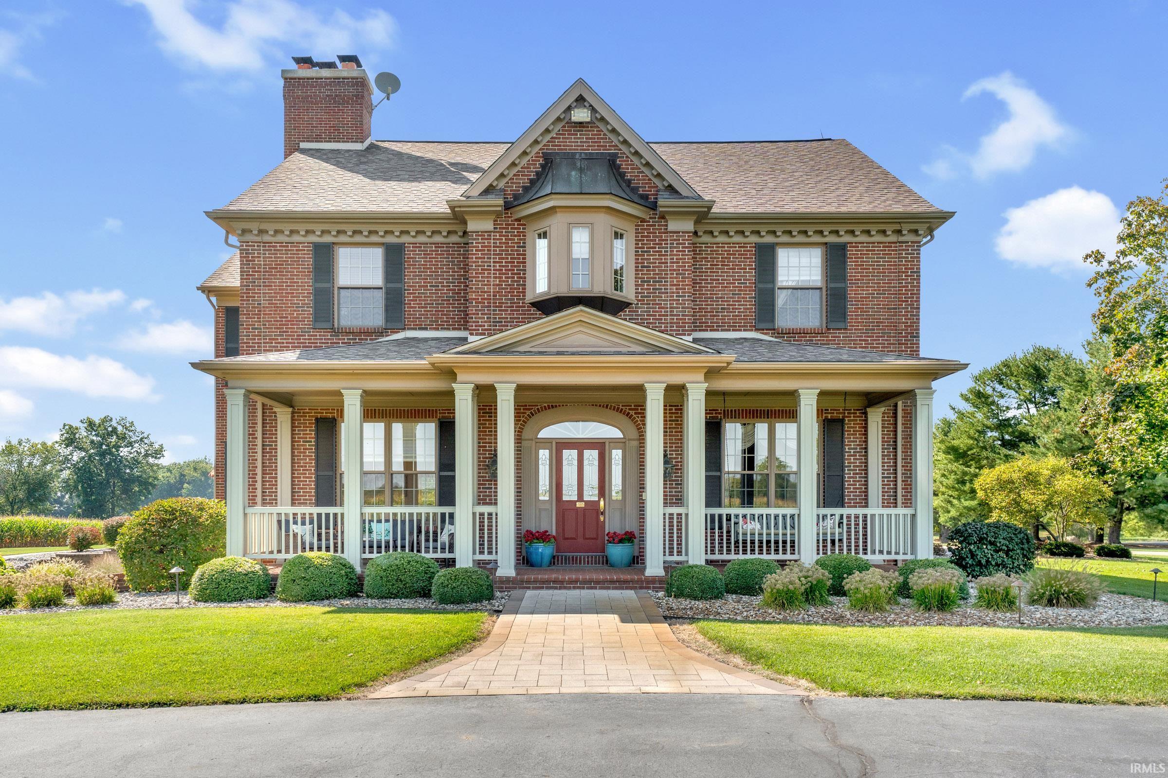 68555 Oak Road Lakeville, IN 46536 - Photo 3 of 36