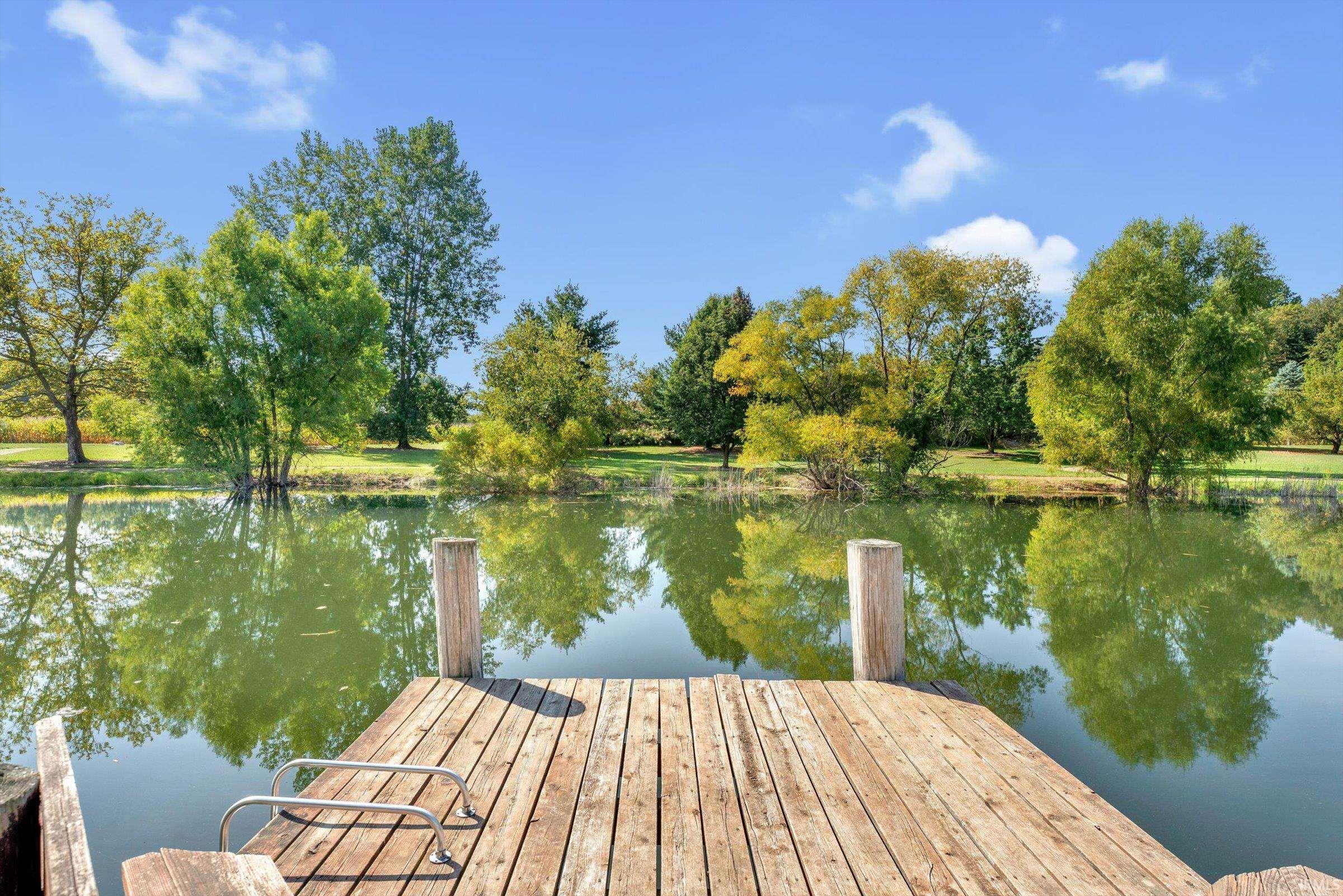 68555 Oak Road Lakeville, IN 46536 - Photo 32 of 36