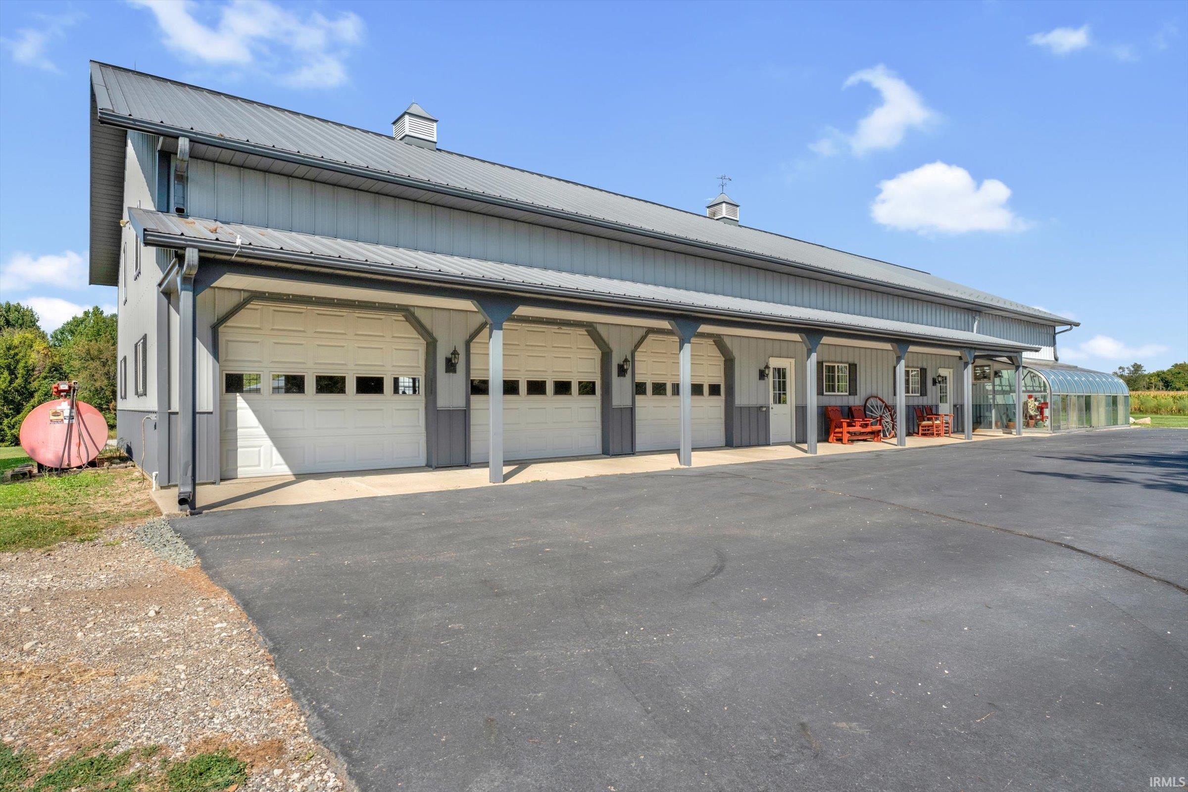 68555 Oak Road Lakeville, IN 46536 - Photo 9 of 36