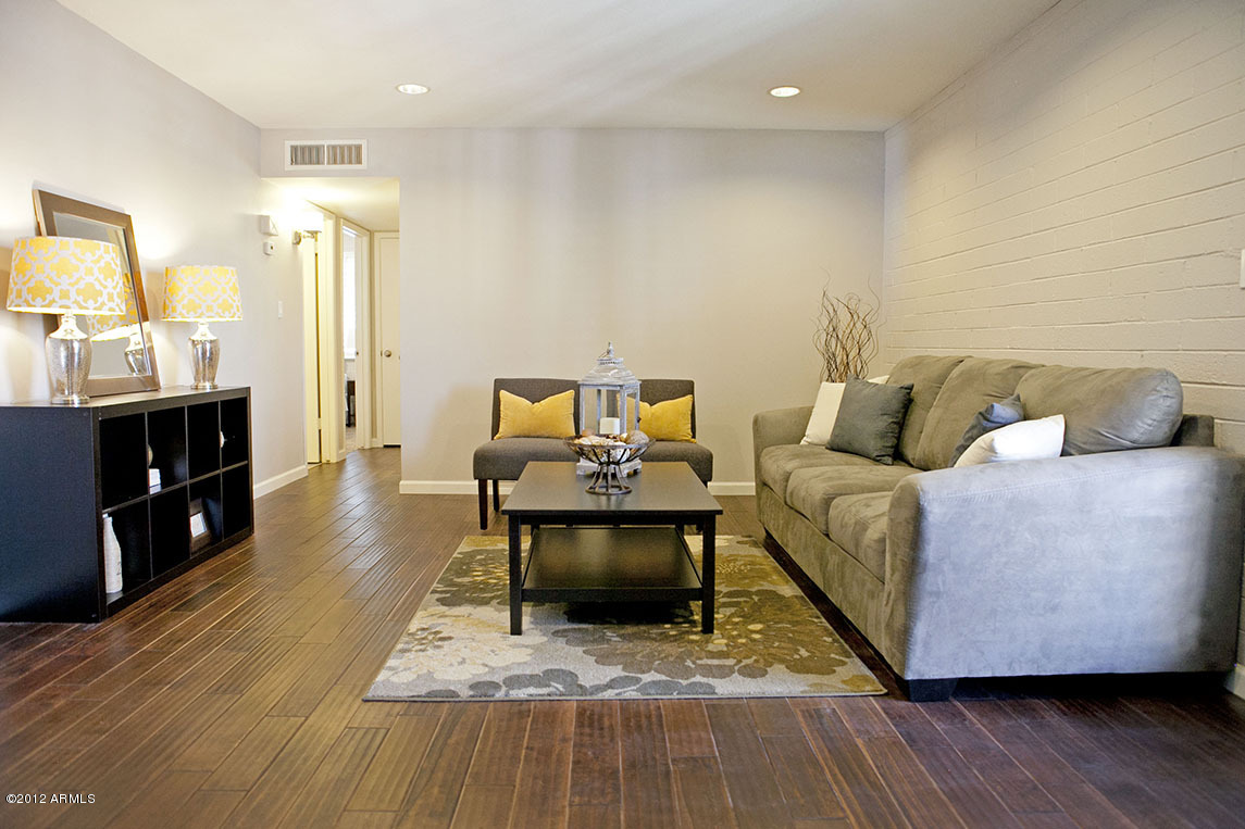4101 East Camelback Road, Unit 16 Phoenix, AZ 85018 - Photo 12 of 27 Open and spacious living area