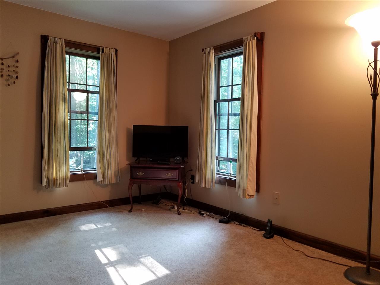 105 Pond View Road Weare, NH 03281 - Photo 13 of 31