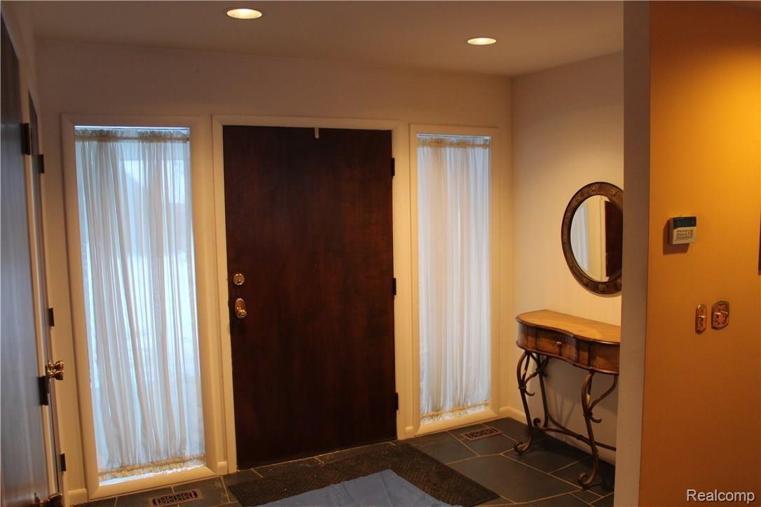 25115 Farmbrook Road Southfield, MI 48034 - Photo 24 of 62 IMG_0062.JPG
